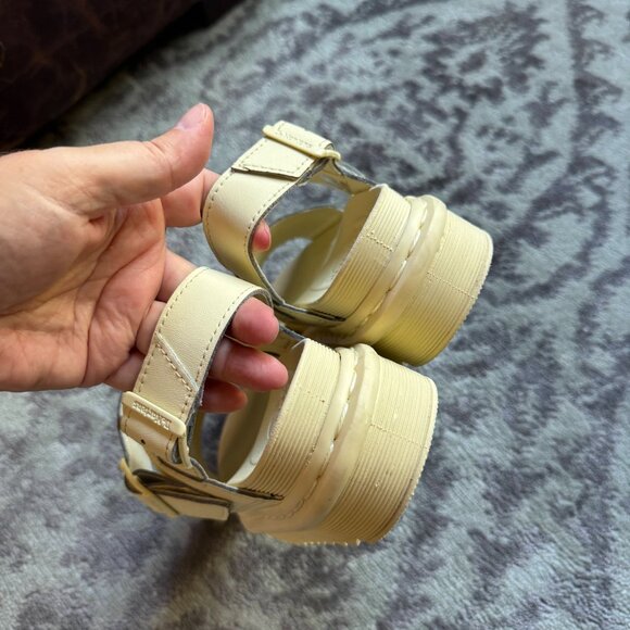 Dr. Martens Voss Mono Yellow Pastel Leather Sandals - Picture 10 of 12